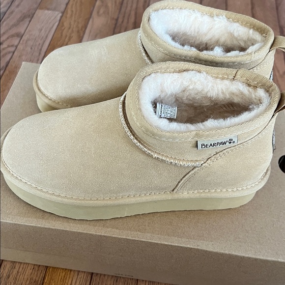 BearPaw Cream Ankle Boots - Picture 3 of 9